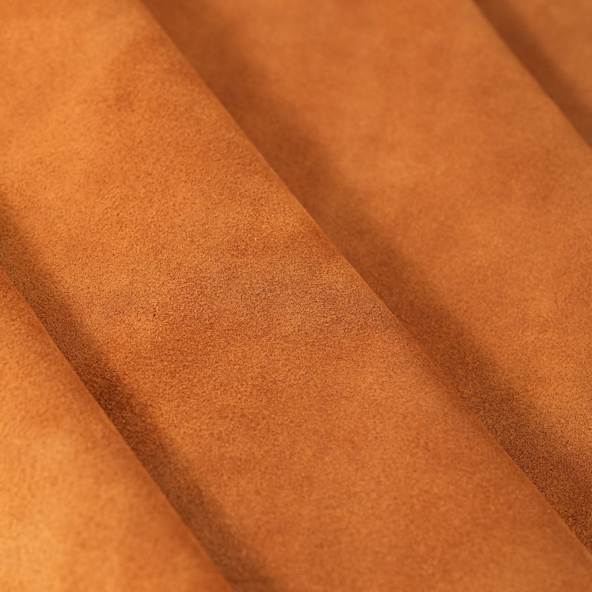 Suede Bella ginger brown leather sheet