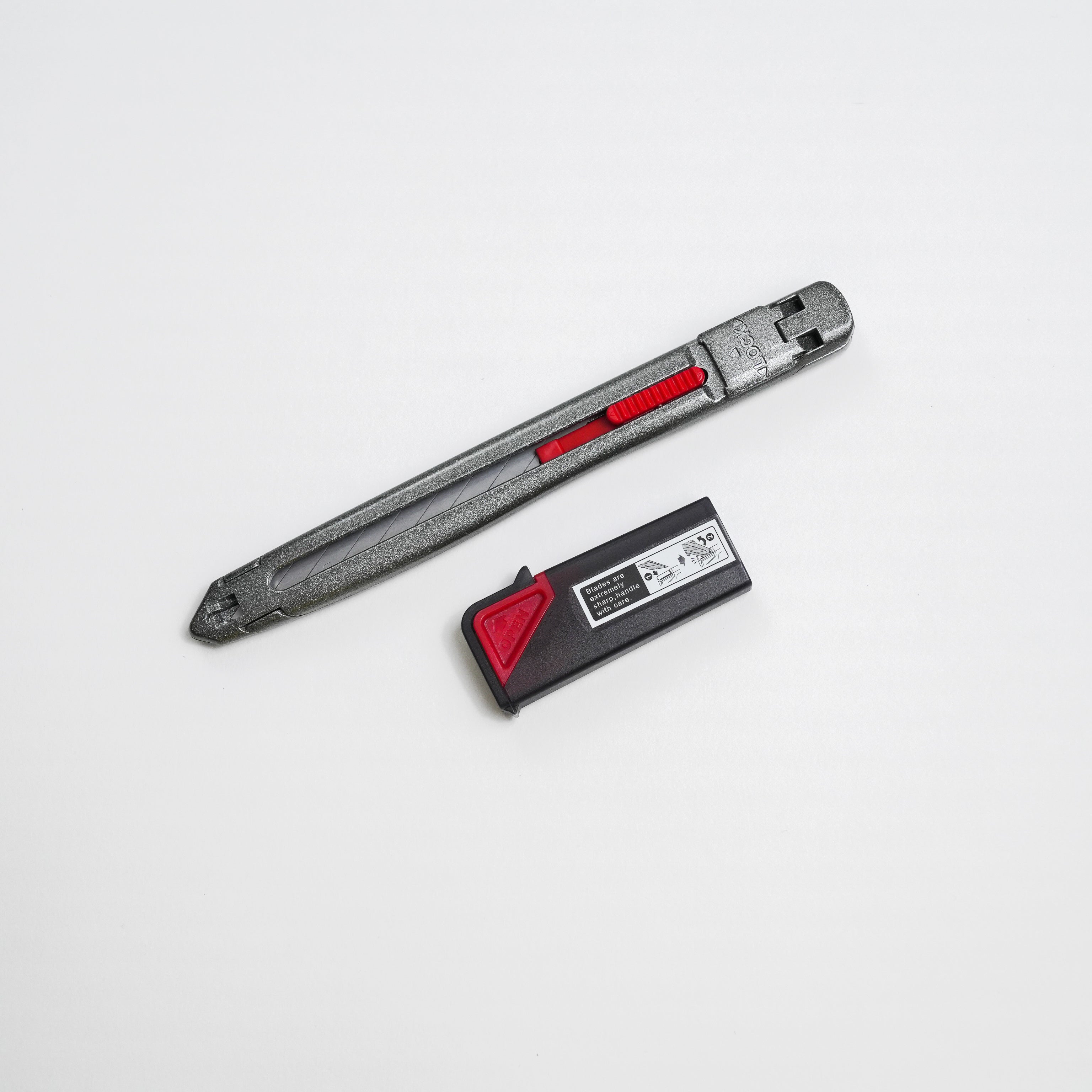 Snap-Off Craft Knife - Chrome Cutter Lock, Alloy Metal Body