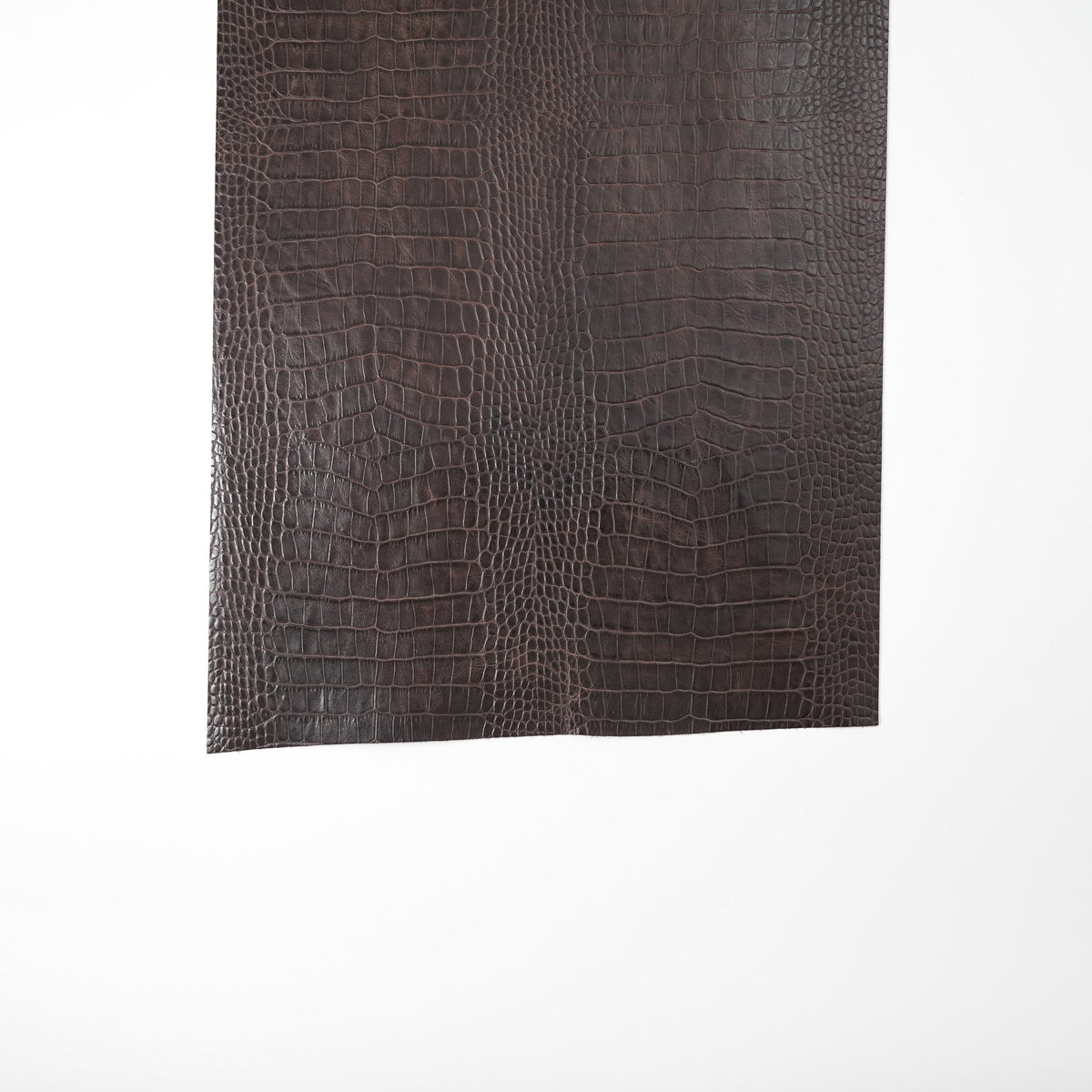 Crocodile Embossed Leather, 2.5–3 oz – Brown