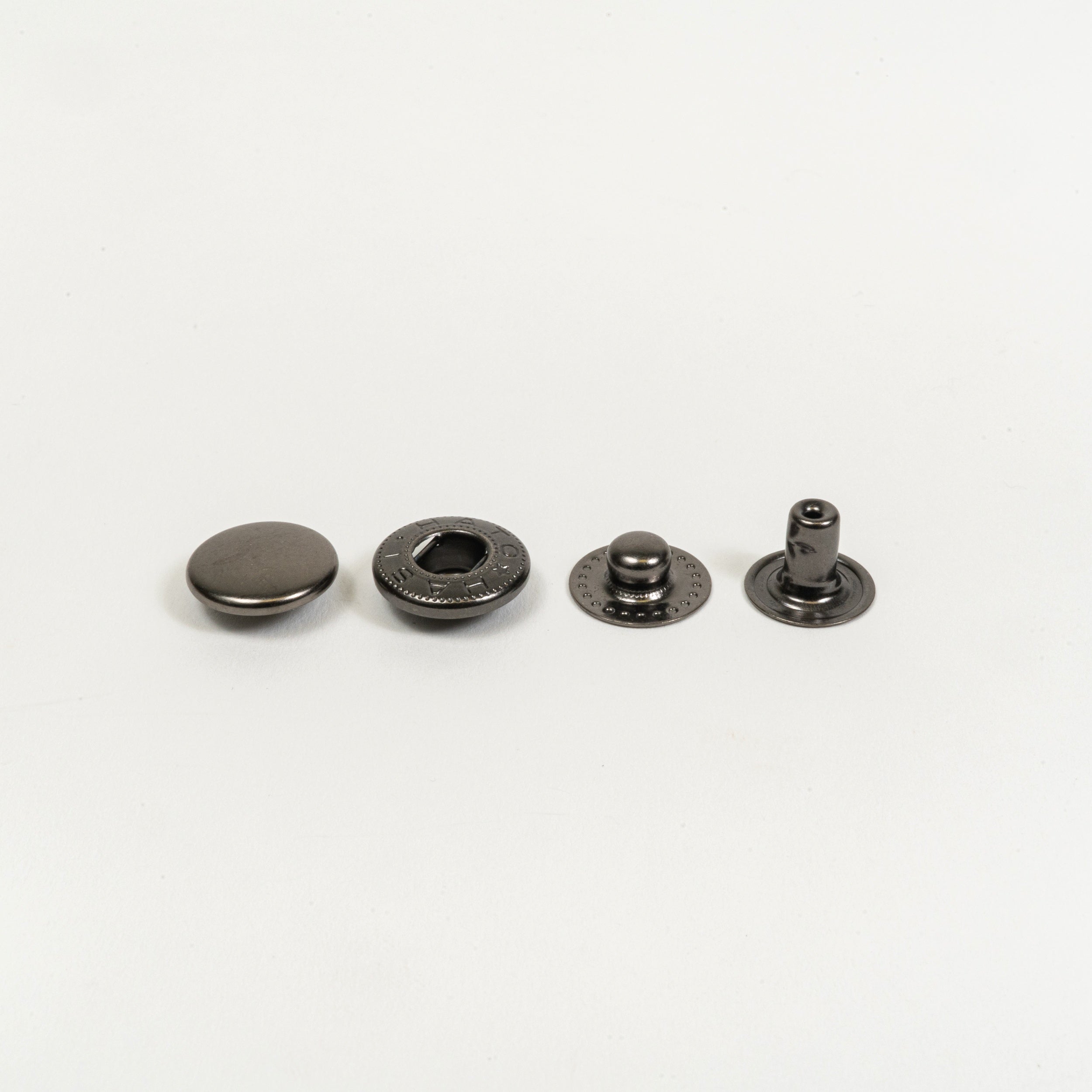 gunmetal segma snap full set front view