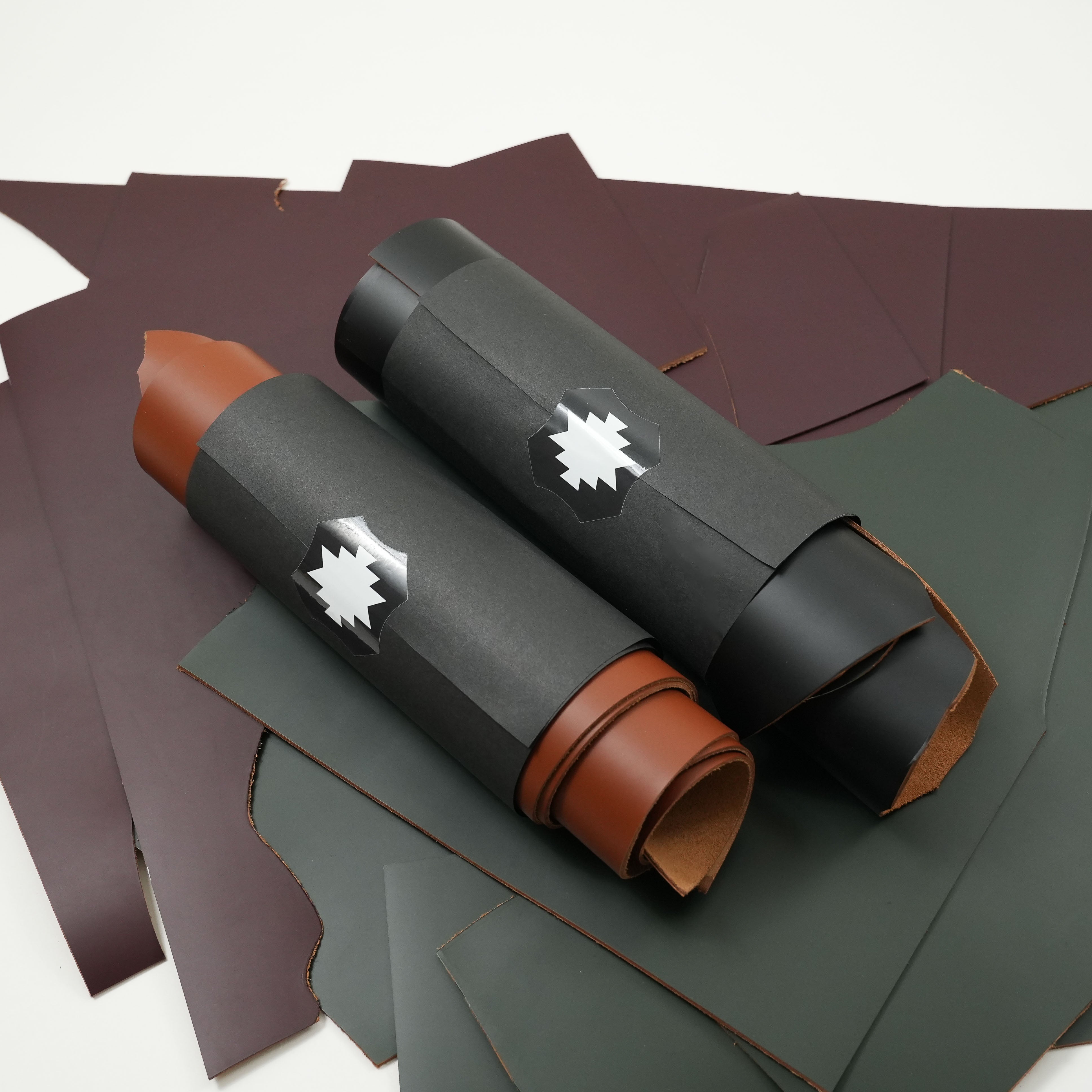 italian pigmented leather scraps remnants