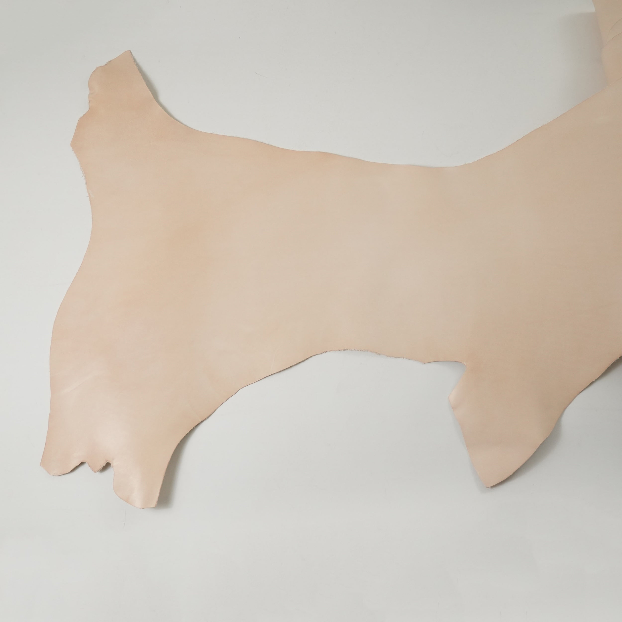 Italian Veg Tan Vachetta Leather - Belly, Natural Color
