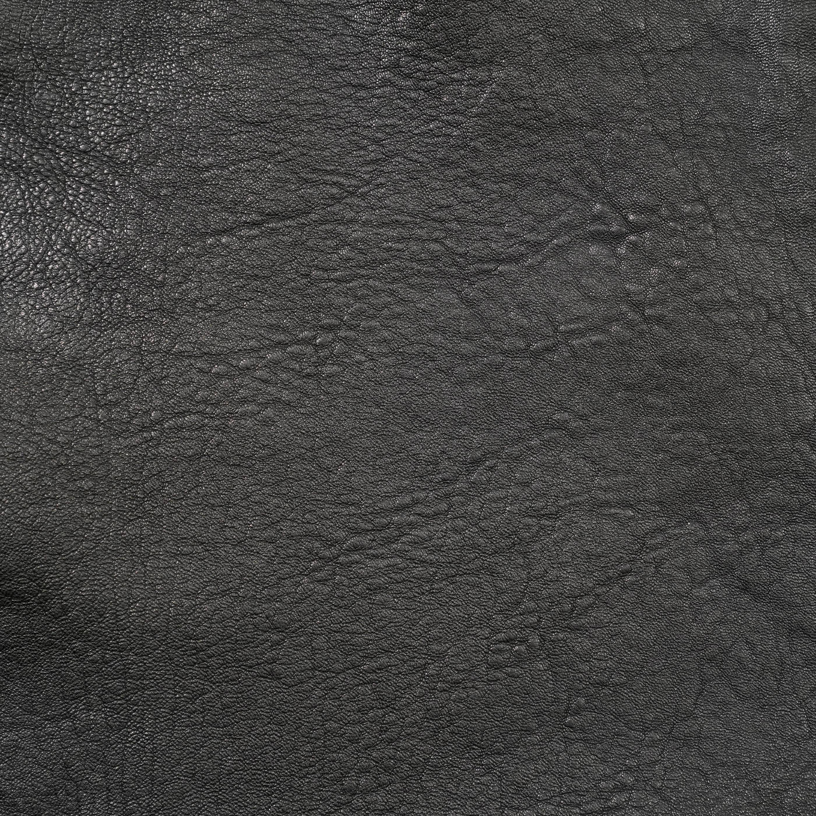 Veg Tan Lambskin Leather – Black, Wrinkled