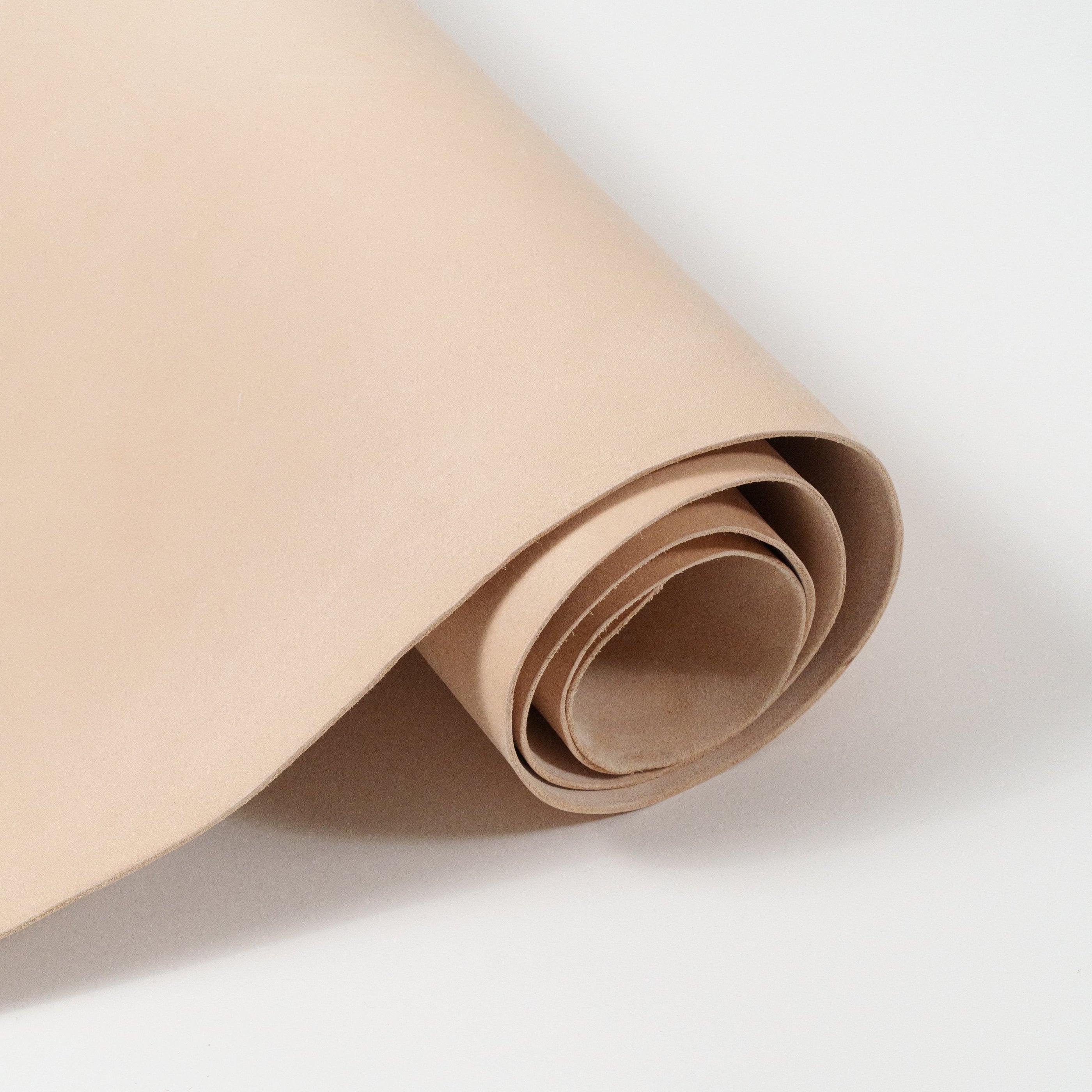 How to Select the Right Vegetable-Tanned Leather for Crafting Projects