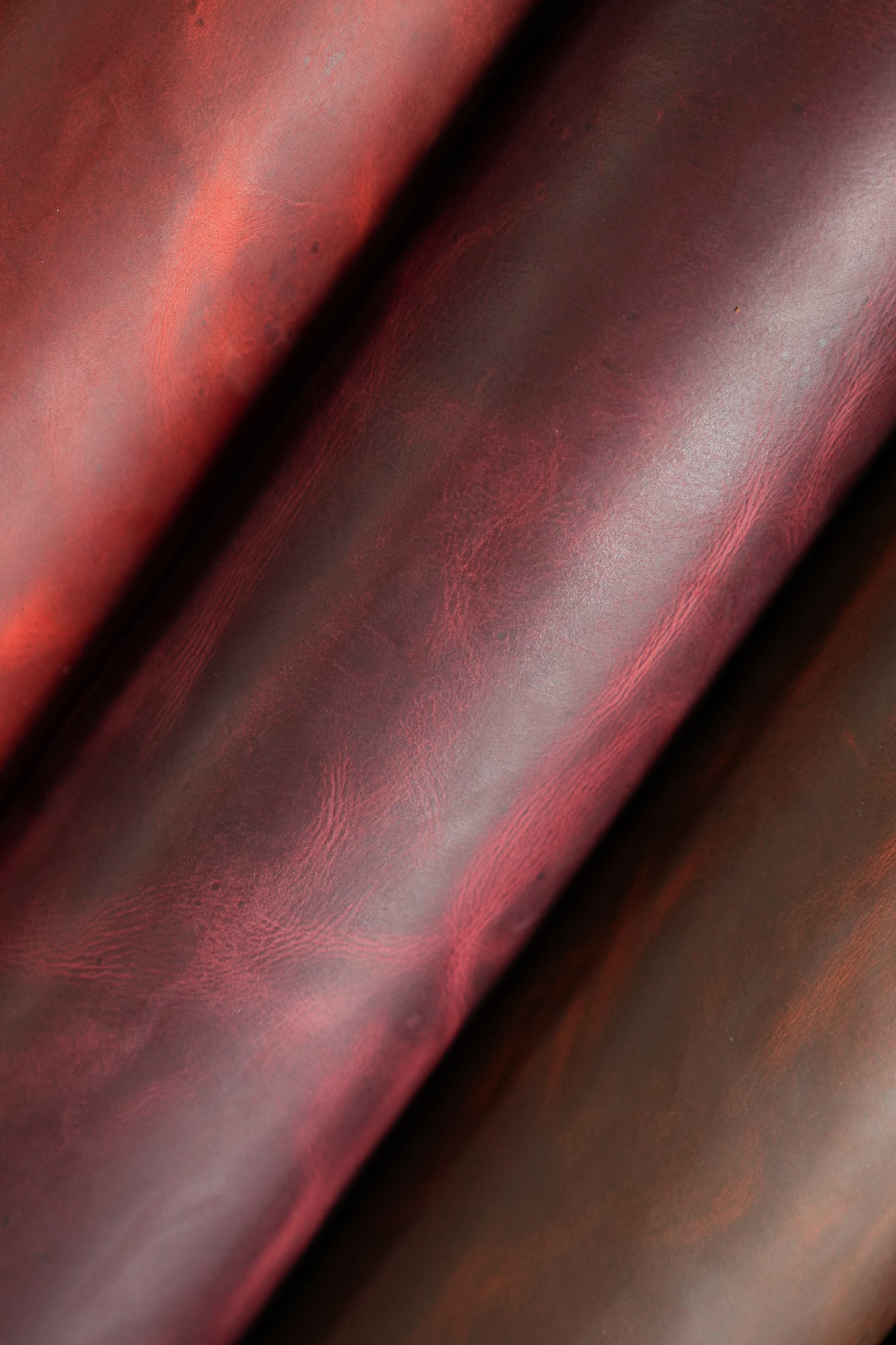 Crazy Horse Leather - Tornado Bordeaux