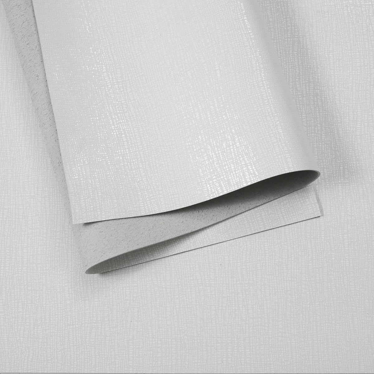 Lizard Embossed Cowhide Leather Panels, 3-3.5 oz - White