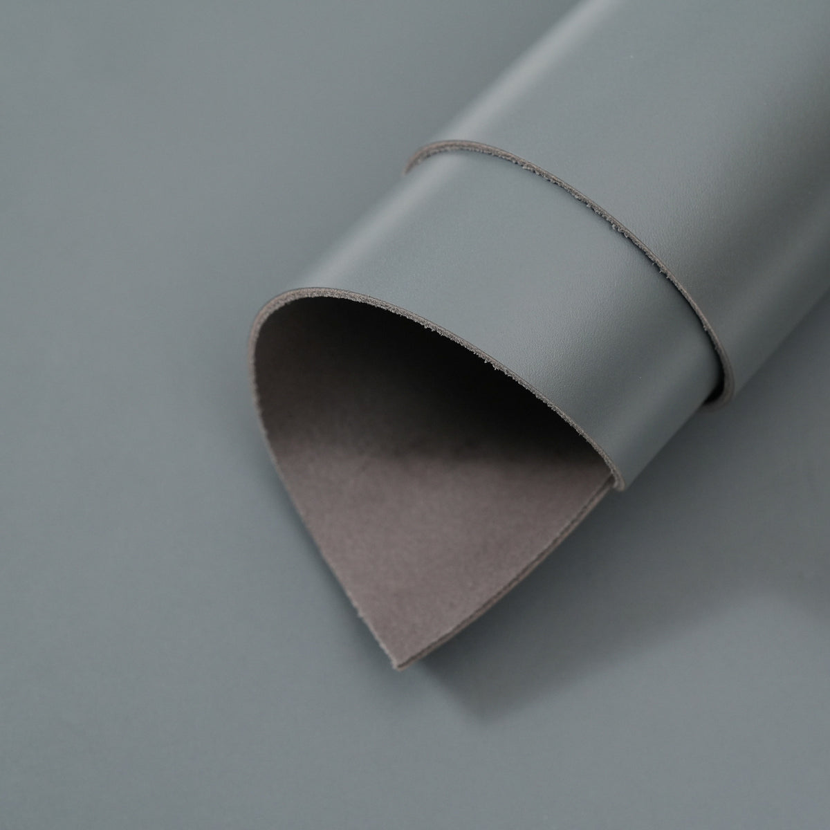 Dyed Veg Tan Leather Panels - Gray