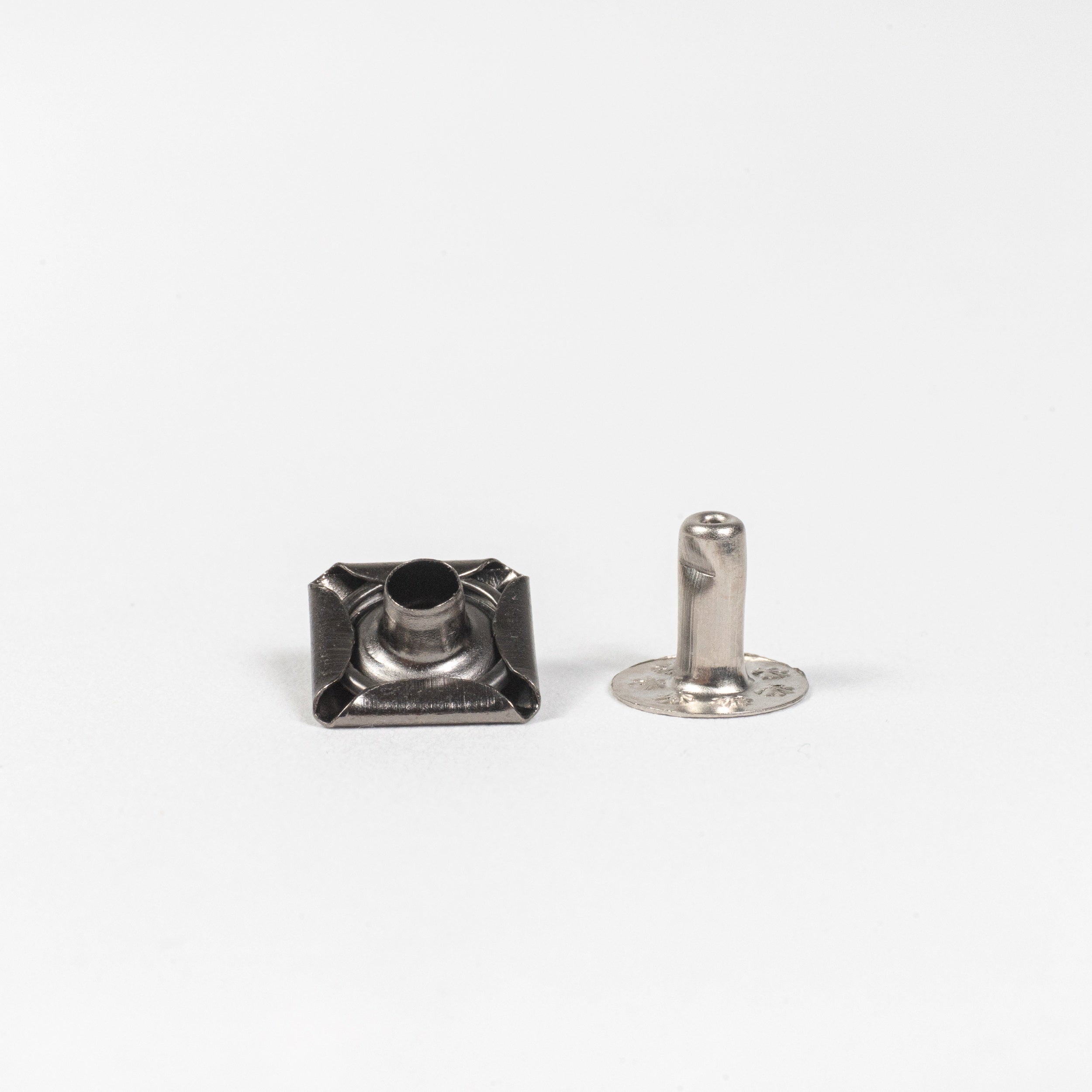 gunmetal pyramid rivet front view