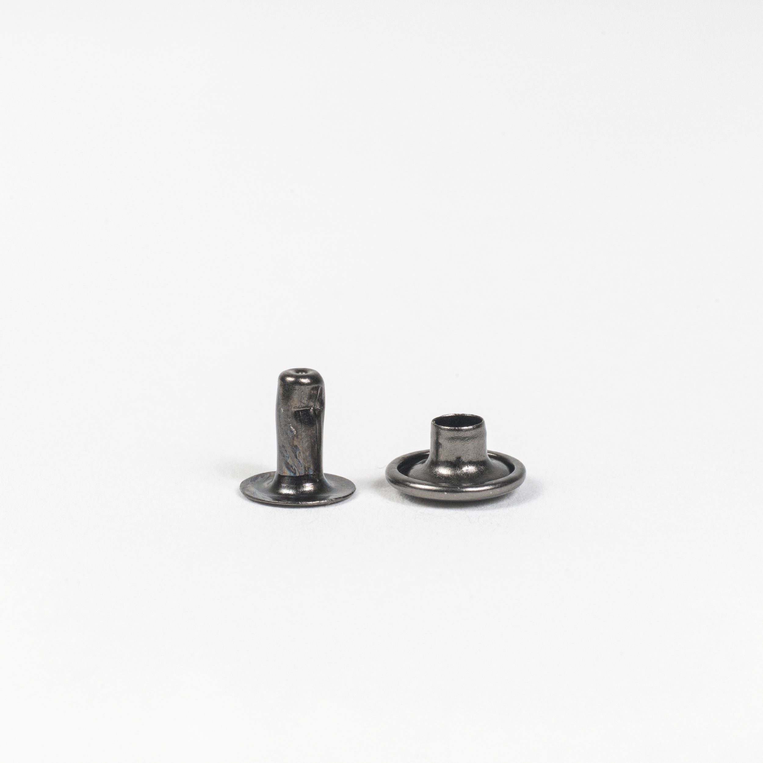 gunmetal rapid rivet post and cap view