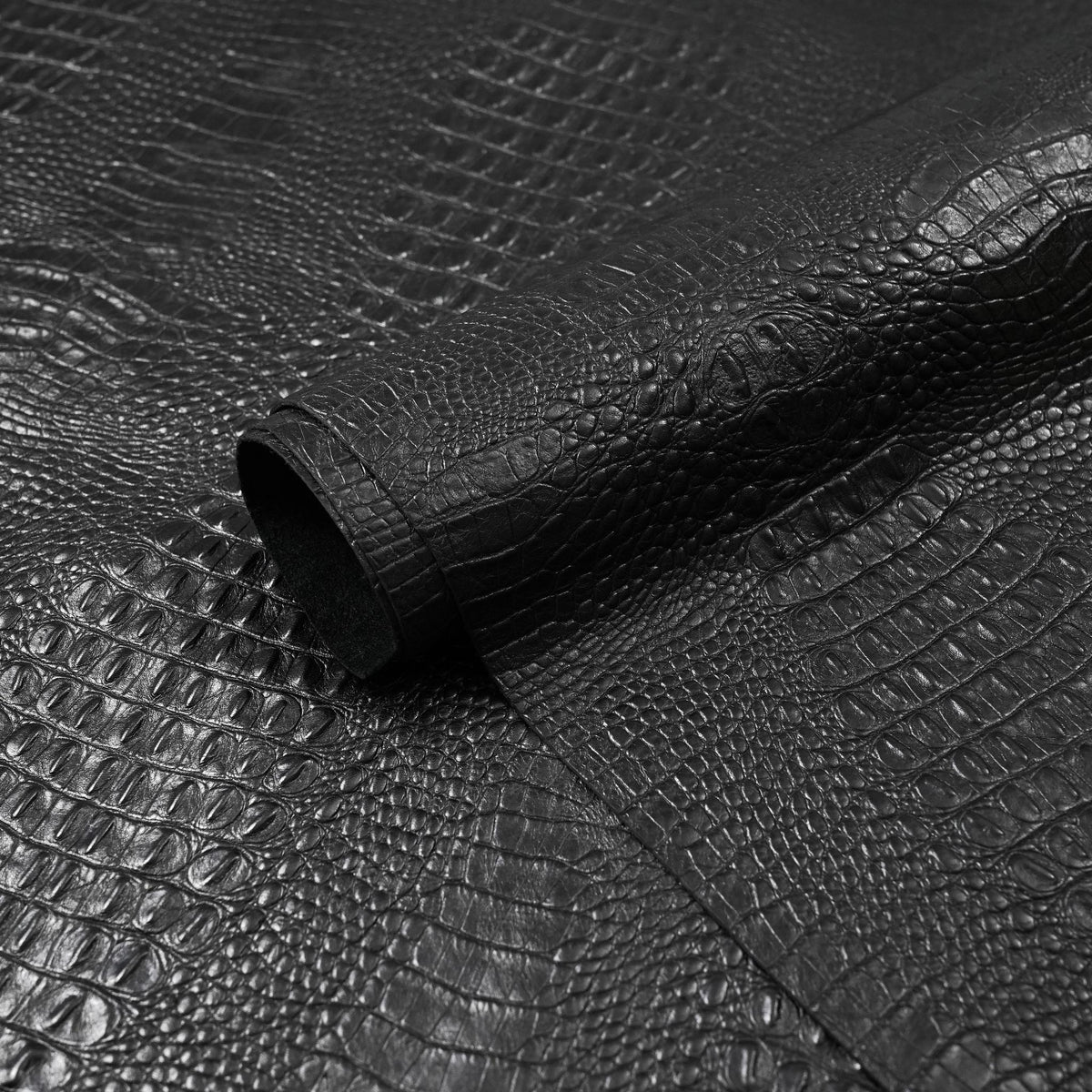 Hornback Crocodile Embossed Leather, 2.5-3 oz - Black