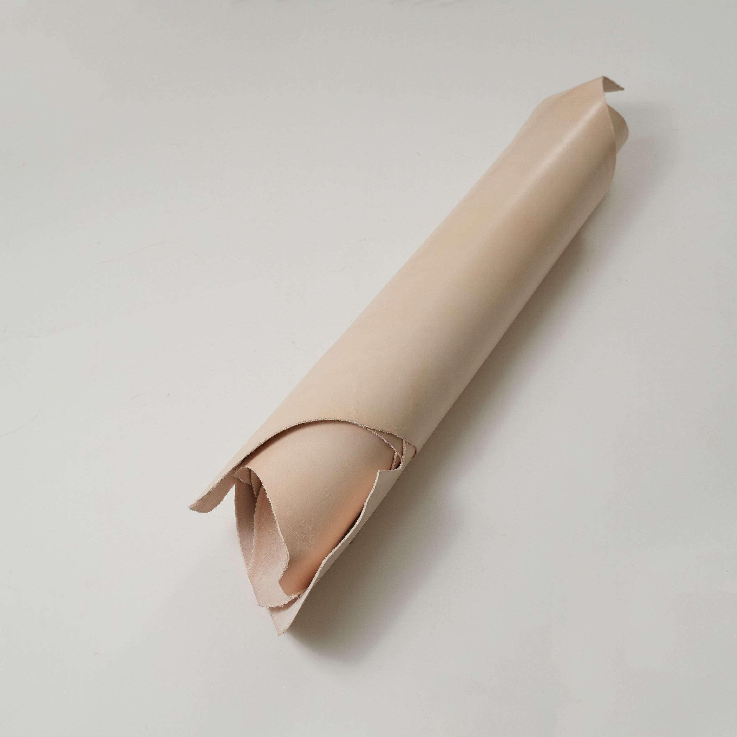 Italian Veg Tan Vachetta Leather - Belly, Natural Color