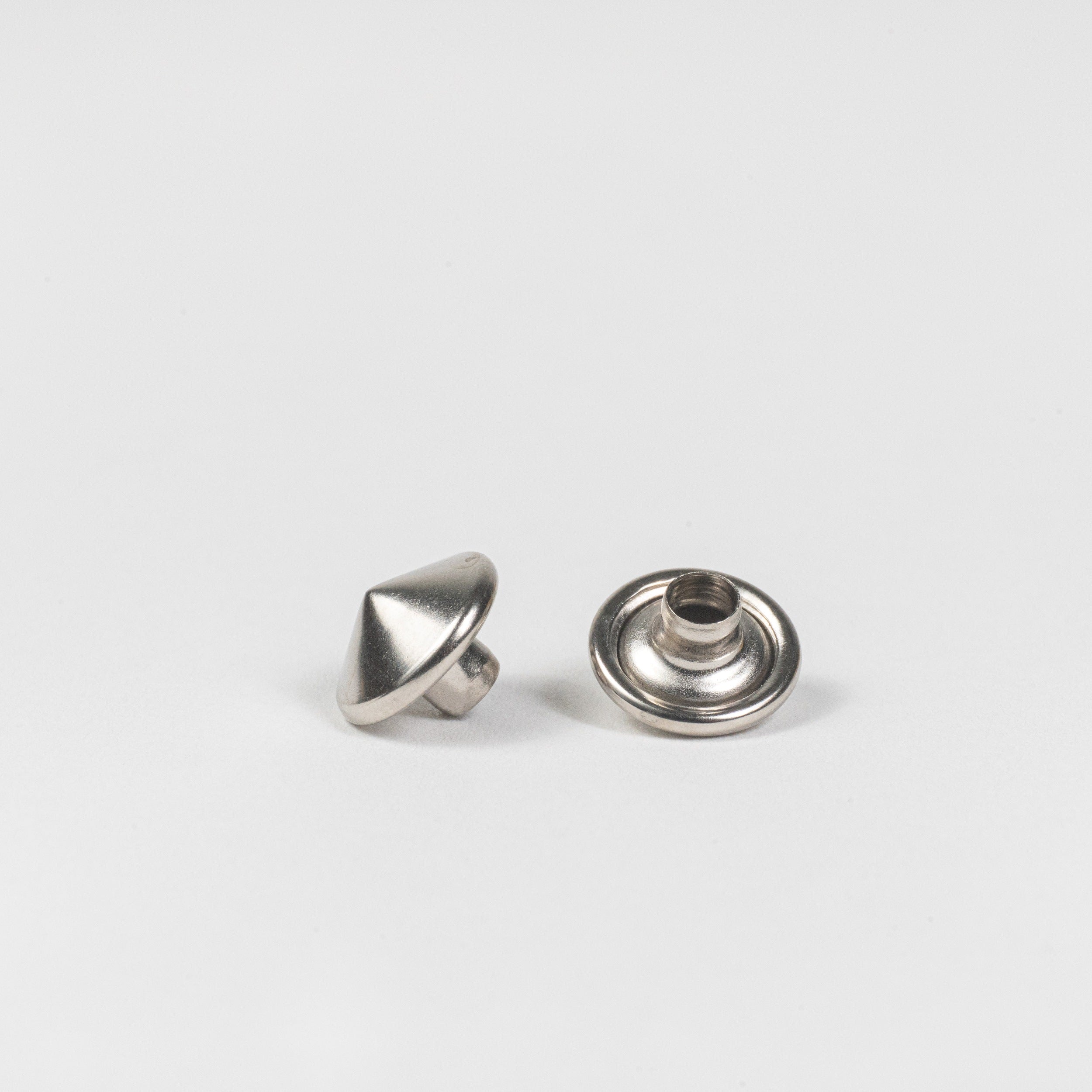 nickel plated spike rivet cap front view