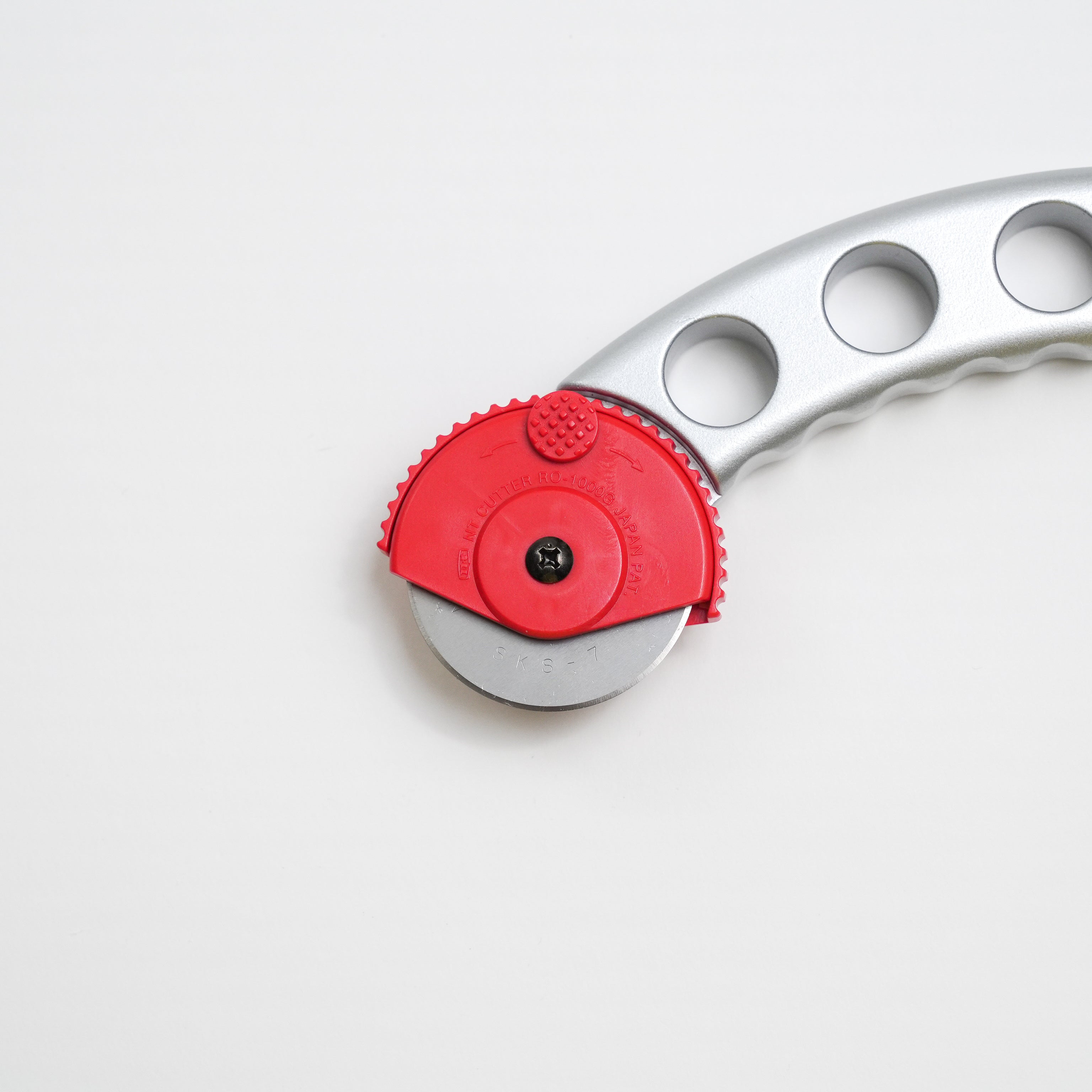 NT Cutter - Rotary Cutter, 45mm Blade, Retractable