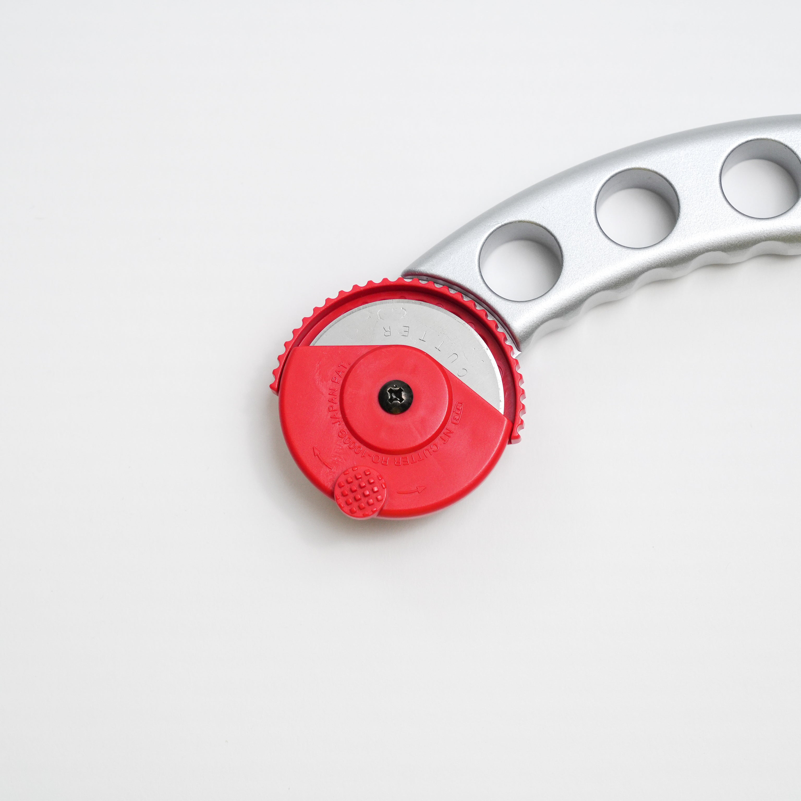 NT Cutter - Rotary Cutter, 45mm Blade, Retractable