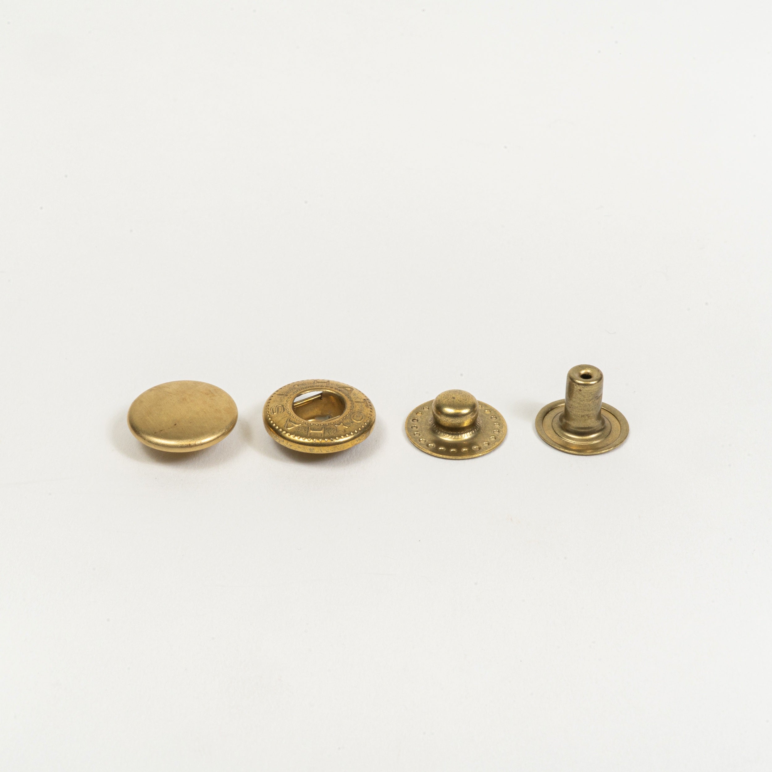 solid brass segma snap full set front view