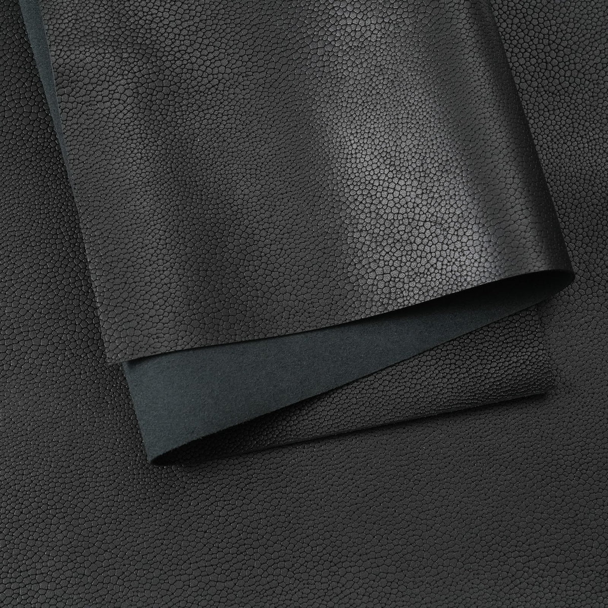 Stingray Pattern Cowhide Leather Panels, Laser Engraved, 3-3.5 oz - Black